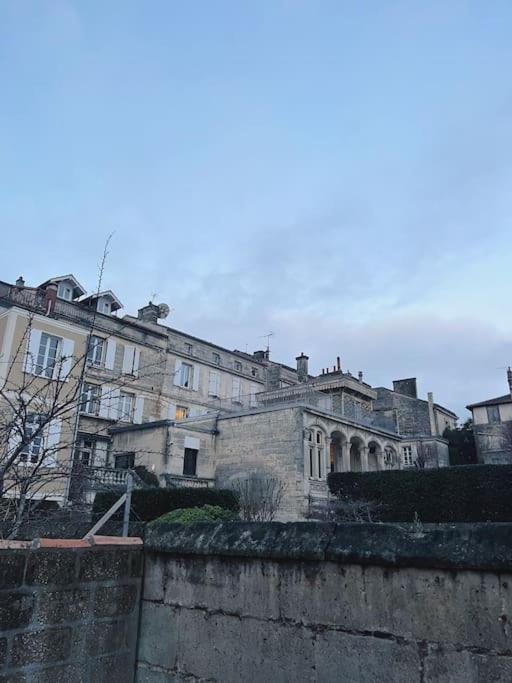 Maison + Parking Prive Au Coeur Angouleme 60M2 מראה חיצוני תמונה